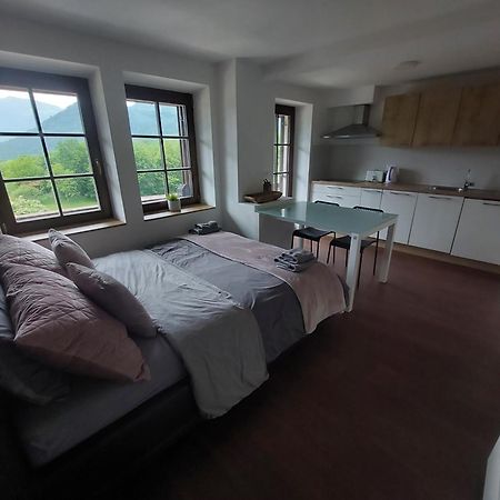 Apartments Pri Jakobu Кобарид Экстерьер фото